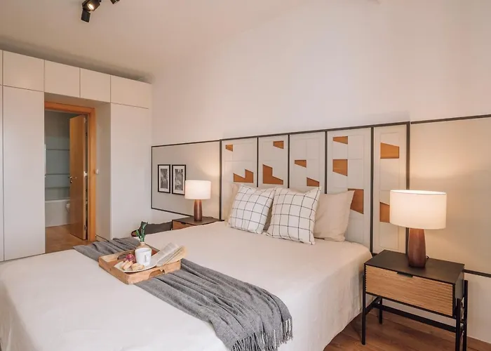 公寓 Herbert - 2 Bedrooms And Balcony In Areeiro *